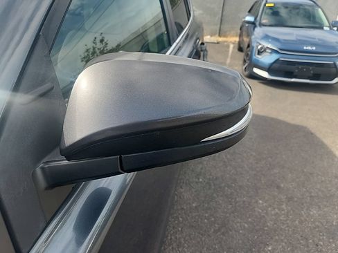 Used 2015 Toyota RAV4 XLE FWD image 6