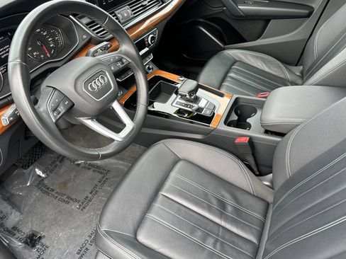Used 2023 Audi Q5 2.0T Premium w/ Convenience Package AWD/4WD image 10