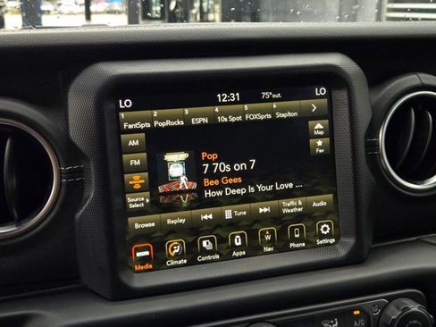 Used 2023 Jeep Wrangler Sahara image 11