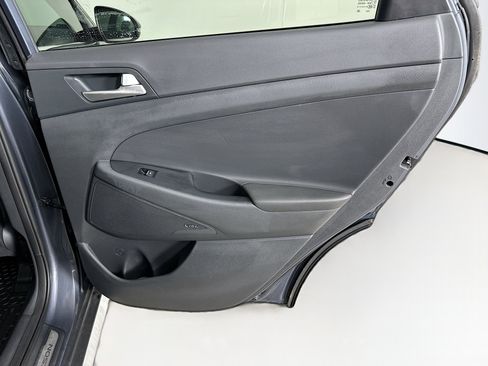 Used 2021 Hyundai Tucson Limited w/ Cargo Package AWD/4WD image 29