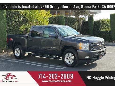 Used 2010 Chevrolet Silverado 1500 LTZ w/ Z71 Appearance Package AWD/4WD image 4