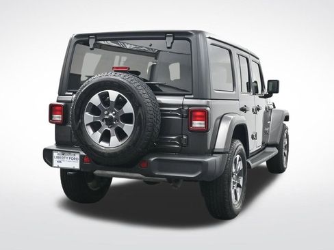 Used 2021 Jeep Wrangler Unlimited Sahara image 6