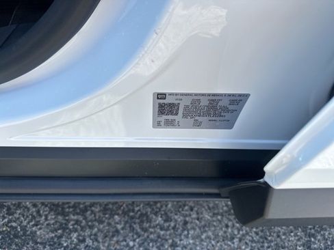 New 2026 Chevrolet Equinox LT w/ Convenience Package II image 37