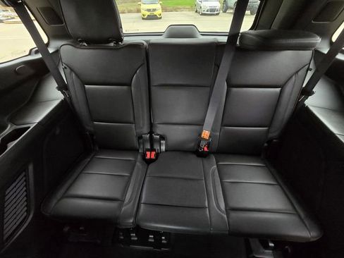 Used 2023 Chevrolet Tahoe High Country image 15