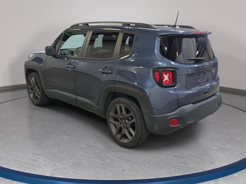 Used 2021 Jeep Renegade Latitude FWD image 8