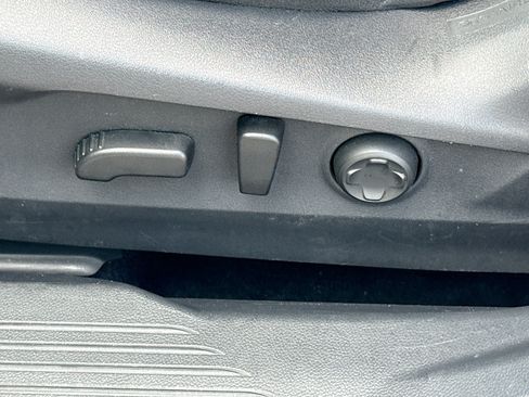 Used 2024 Subaru Outback Limited AWD/4WD image 25