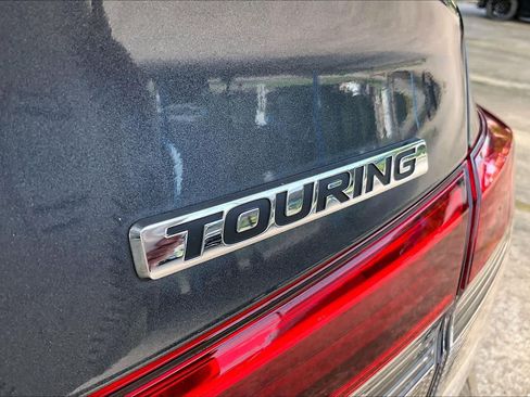 Used 2023 Honda Civic Touring image 10