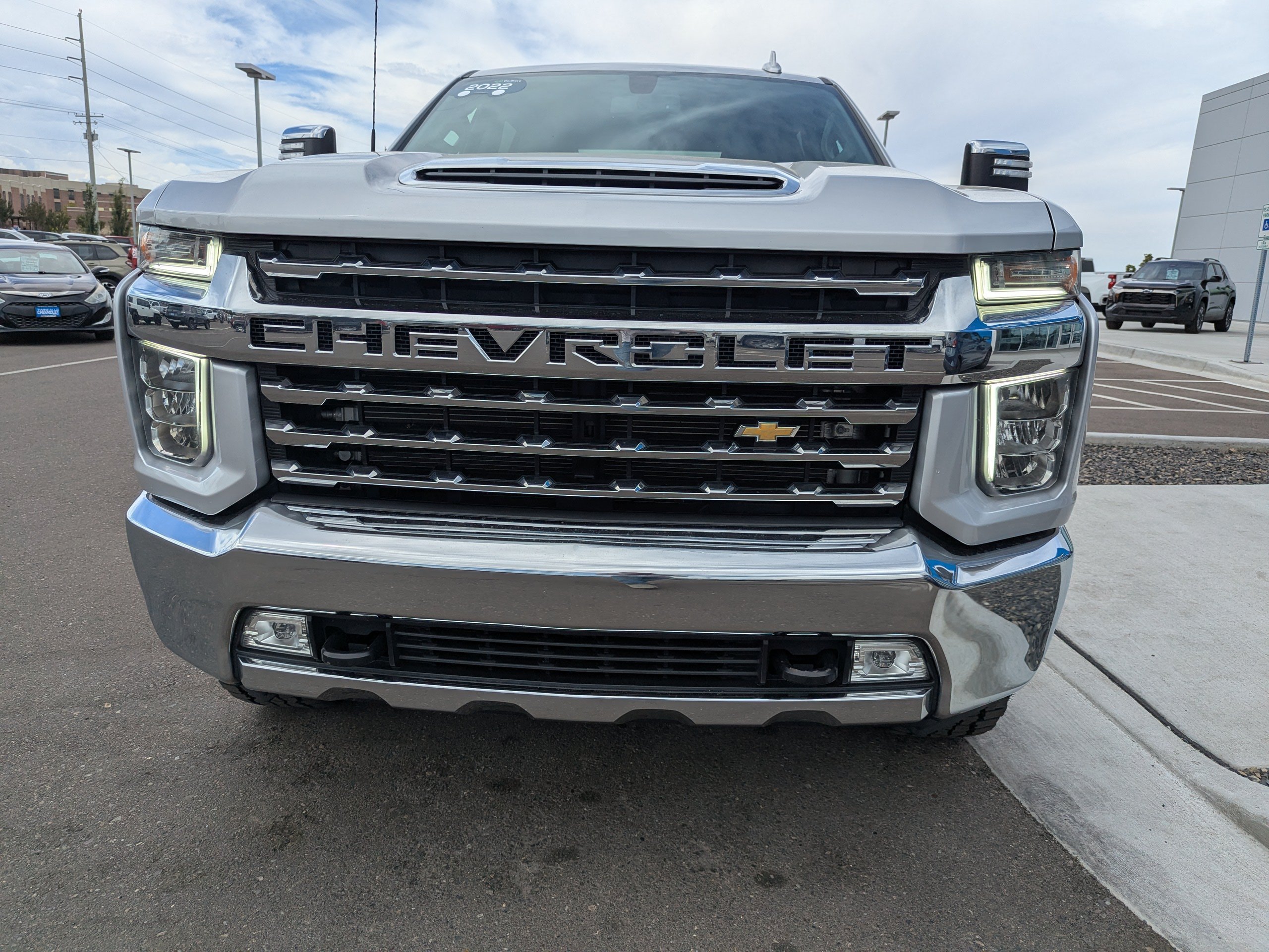 Used 2022 Chevrolet Silverado 3500 LTZ AWD/4WD image 4