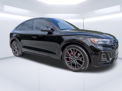 Used 2023 Audi SQ5 Prestige w/ Prestige Package AWD/4WD image 1