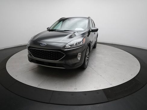 Used 2020 Ford Escape SEL image 12