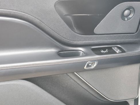 Used 2022 Lincoln Aviator Reserve image 12