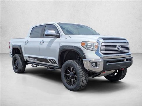 Used 2017 Toyota Tundra Limited w/ Limited Premium Package AWD/4WD image 3