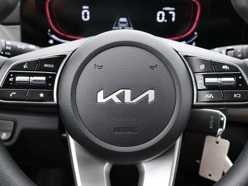 Used 2026 Kia Seltos LX AWD/4WD image 30