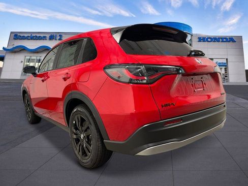 New 2026 Honda HR-V Sport image 3