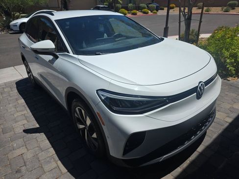 Used 2024 Volkswagen ID.4 2WD image 4