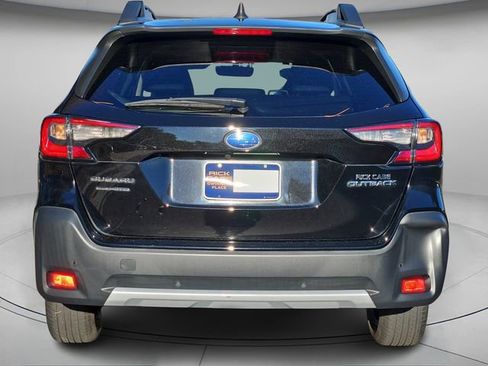 Used 2023 Subaru Outback Limited image 6