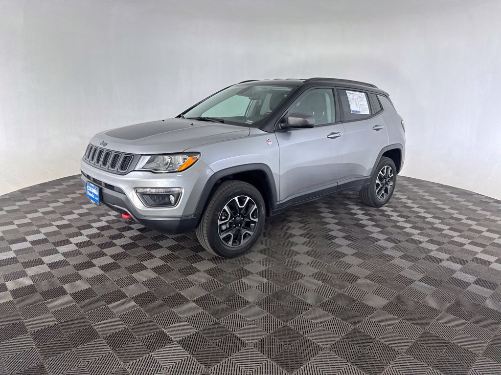 Used 2019 Jeep Compass Trailhawk AWD/4WD image 3