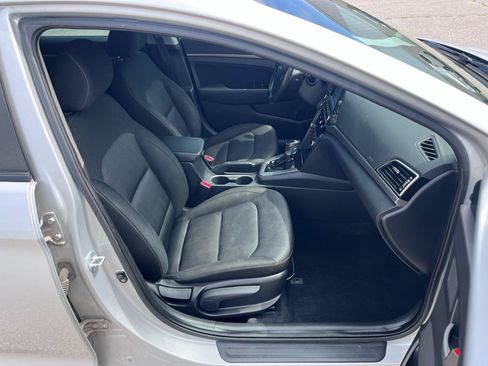 Used 2017 Hyundai Elantra Value Edition FWD image 15