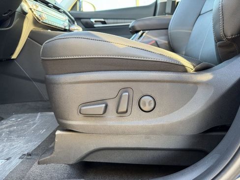 New 2025 Kia Telluride EX w/ EX Captain's Chair Package image 21
