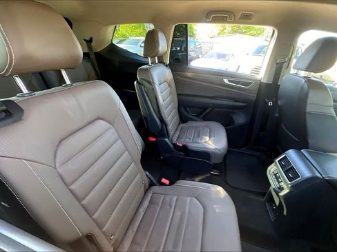 Used 2024 Volkswagen Atlas SEL image 20