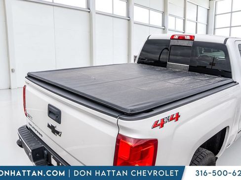 Used 2018 Chevrolet Silverado 1500 LTZ AWD/4WD image 28