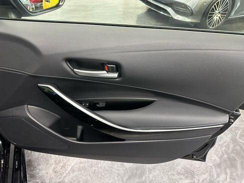 Used 2023 Toyota Corolla XSE FWD image 12