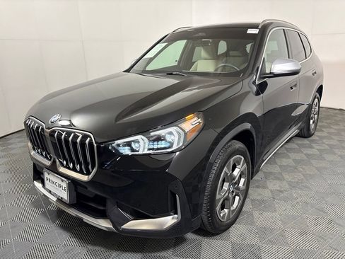 Certified 2023 BMW X1 xDrive28i w/ Convenience Package AWD/4WD image 2