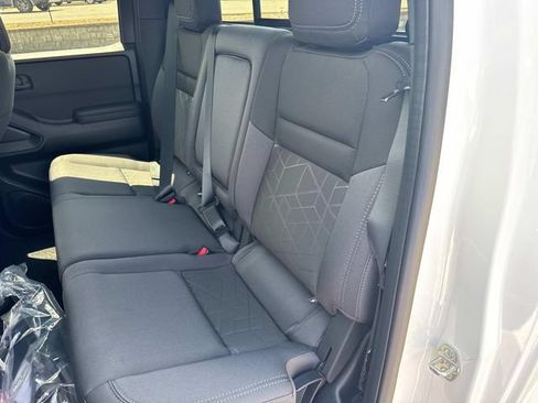 New 2026 Nissan Frontier SV w/ Tow Package AWD/4WD image 15