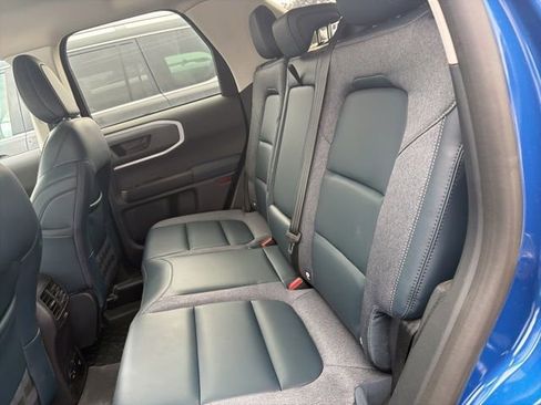 Used 2024 Ford Bronco Sport Outer Banks w/ Tech Package AWD/4WD image 9