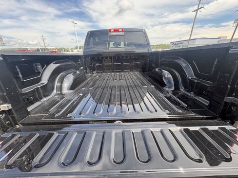 New 2026 RAM 2500 Tradesman AWD/4WD image 18