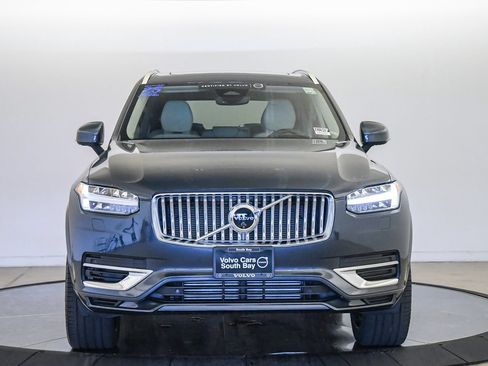 Certified 2025 Volvo XC90 T8 Ultra w/ Protection Package Premier AWD/4WD image 7