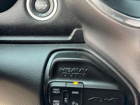 Used 2022 RAM 2500 Laramie w/ Night Edition AWD/4WD image 26