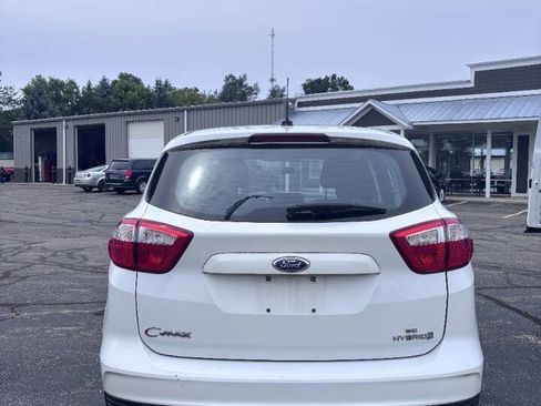 Used 2016 Ford C-MAX SE FWD image 9