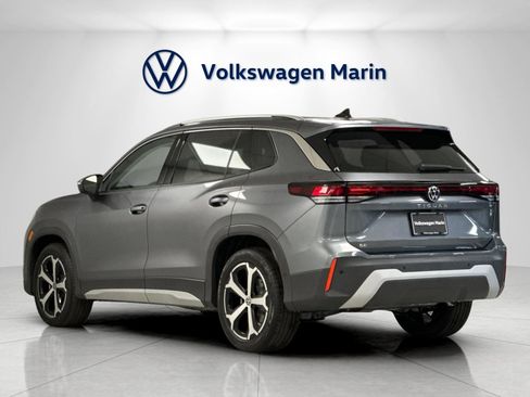 New 2026 Volkswagen Tiguan SE image 3