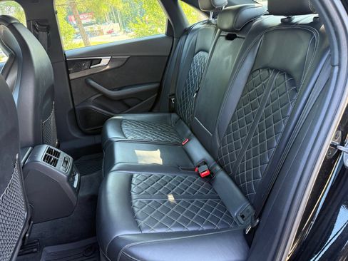 Used 2020 Audi S4 Premium Plus w/ Premium Plus Package AWD/4WD image 40