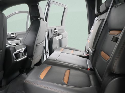 Used 2023 GMC Sierra 2500 AT4 w/ AT4 Premium Plus Package AWD/4WD image 26