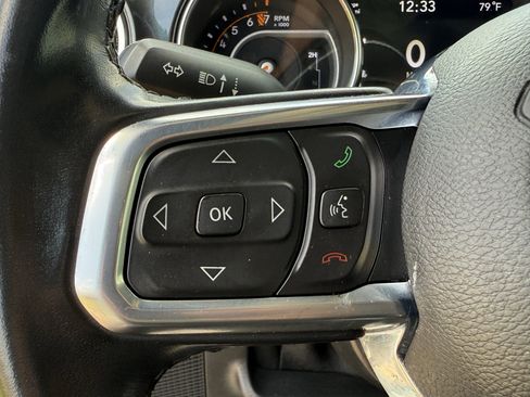 Used 2020 Jeep Wrangler Unlimited Sahara AWD/4WD image 18