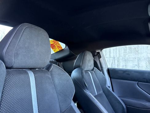 Used 2023 Toyota GR86 Premium image 17