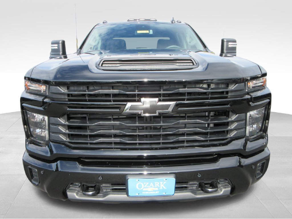 New 2026 Chevrolet Silverado 2500 Custom w/ Custom Value Package AWD/4WD image 9