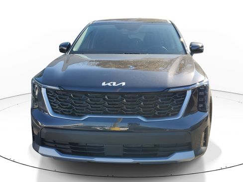 New 2026 Kia Sorento LX FWD image 2