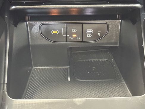 Used 2025 Kia Sorento EX image 31