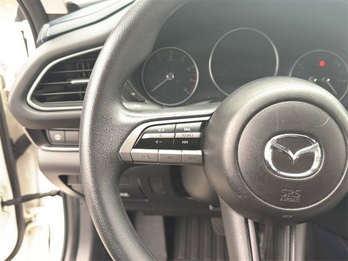 Used 2020 MAZDA CX-30 FWD image 16