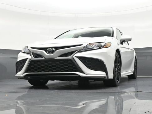 Used 2023 Toyota Camry XSE w/ Navigation Package FWD image 30