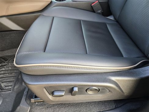 Used 2026 GMC Canyon Denali image 20