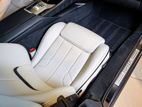 Used 2024 Ferrari Purosangue image 24