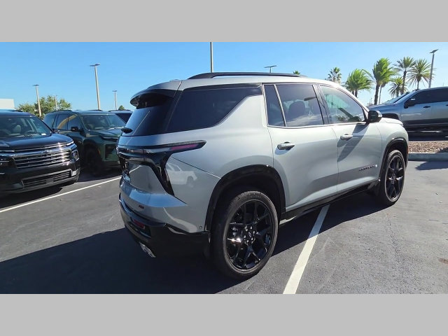New 2026 Chevrolet Traverse RS w/ LPO, Floor Liner Package AWD/4WD image 21