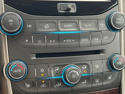 Used 2013 Chevrolet Malibu LT FWD image 24