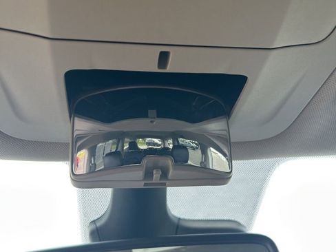 Used 2023 Chrysler Pacifica Touring-L FWD image 49