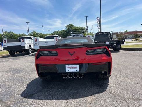 Used 2015 Chevrolet Corvette Z06 w/ 3LZ Preferred Equipment Group RWD image 4