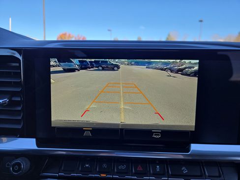 New 2026 Chevrolet Silverado 1500 LT w/ Z71 Off-Road Package image 26